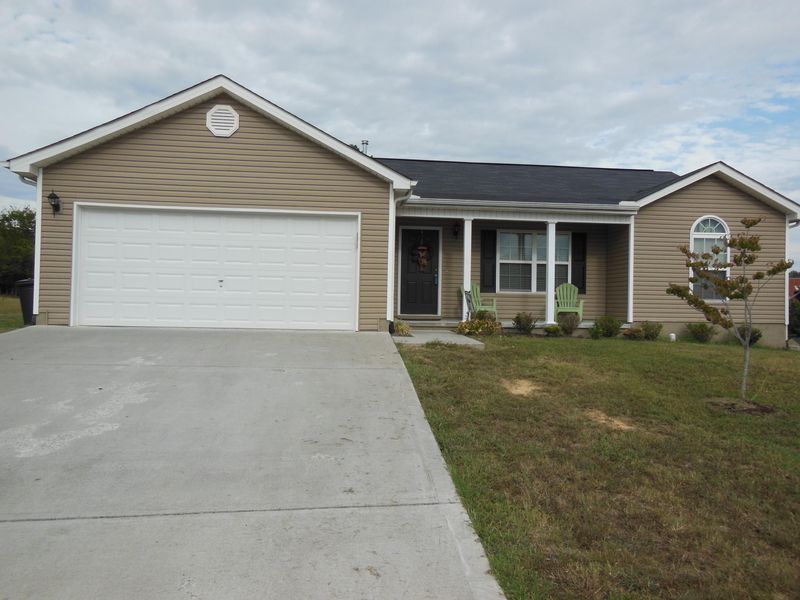 1234 Quiet Brook Ln, Knoxville, TN 37914