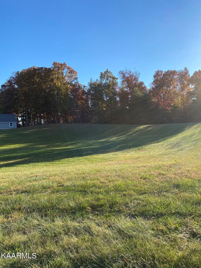 1235 Broaderick, Maryville, TN 37801