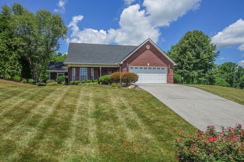 1235 Houston Springs Rd, Greenback, TN 37742