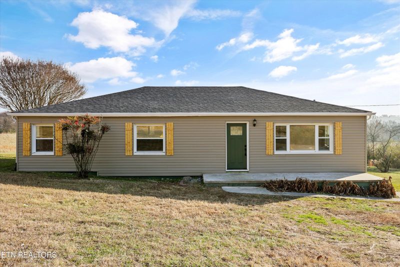 12368 Dry Valley Rd, Loudon, TN 37774