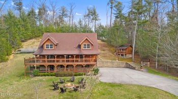 1238 Mossy Cove Way, Sevierville, TN 37876