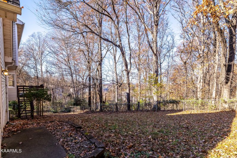1238 Wilkinson Rd, Knoxville, TN 37923