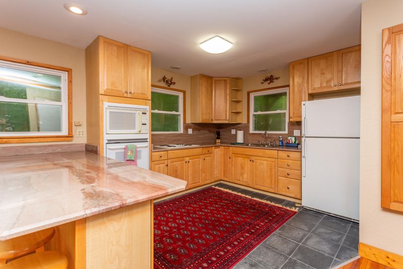 1239 Chestnut Creek Way, Seymour, TN 37865