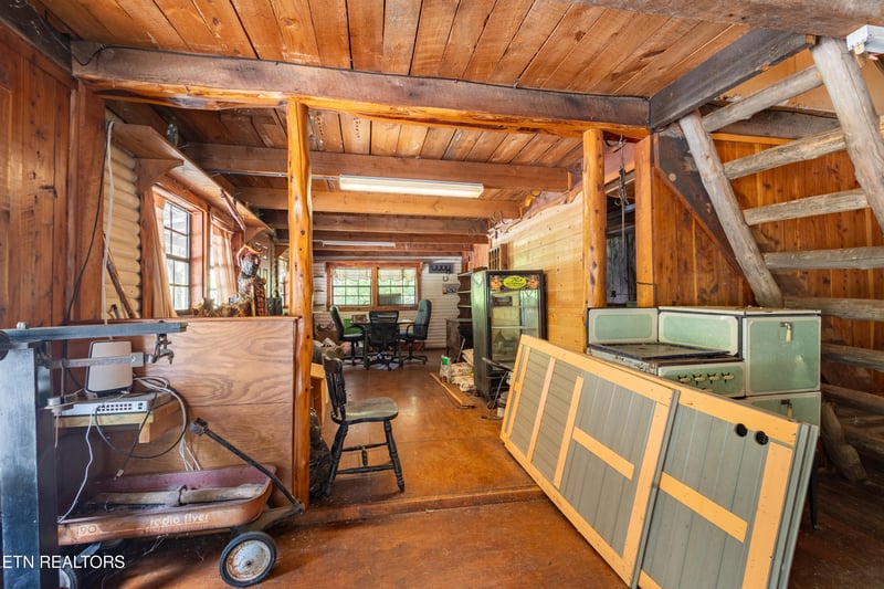 1239 Wears Valley Parcel 086 009 06 Rd, Townsend, TN 37882