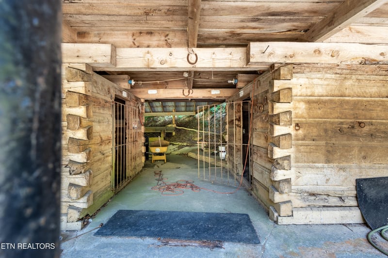 1239 Wears Valley Parcel 086 009 06 Rd, Townsend, TN 37882
