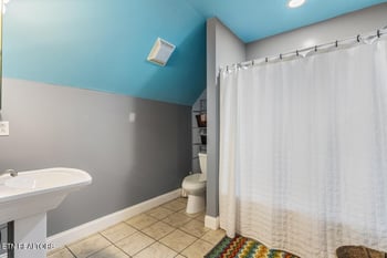 124 County Road 619, Etowah, TN 37331