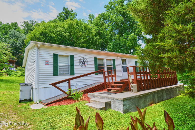124 Davis Rd, Townsend, TN 37882