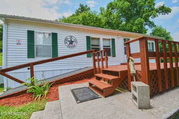 124 Davis Rd, Townsend, TN 37882
