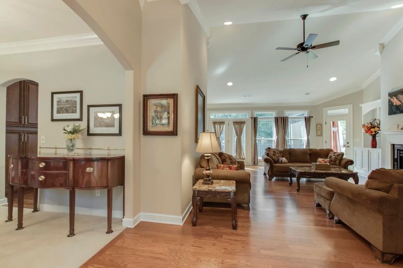 124 Depew Dr, Loudon, TN 37774