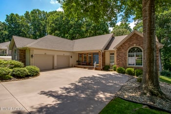 124 Geya Cir, Loudon, TN 37774