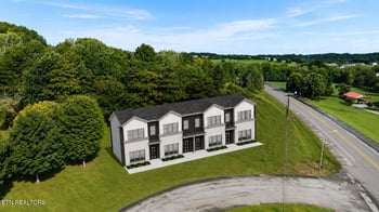 124 Holt Dr, Loudon, TN 37774
