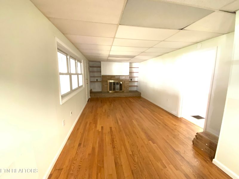 124 Indian Ln, Oak Ridge, TN 37830