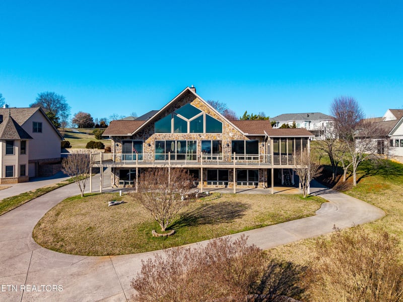 124 Indian Shadows Dr, Maryville, TN 37801