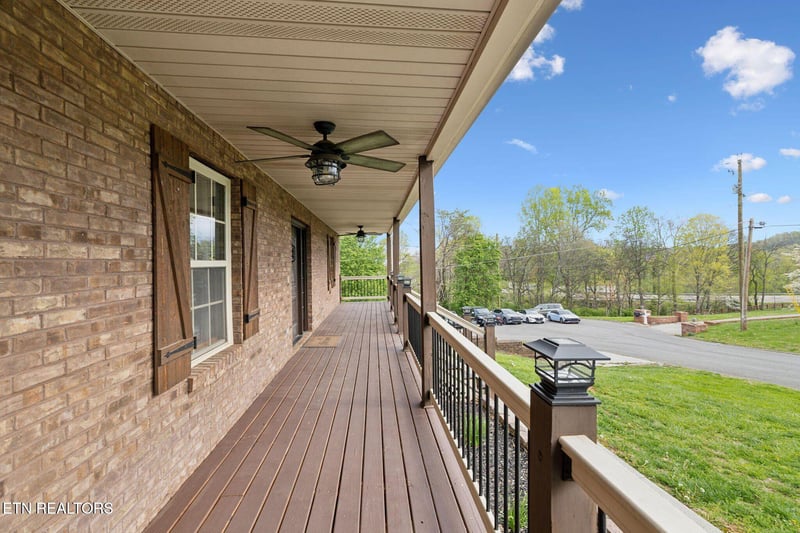 124 Ledwell Dr, Seymour, TN 37865