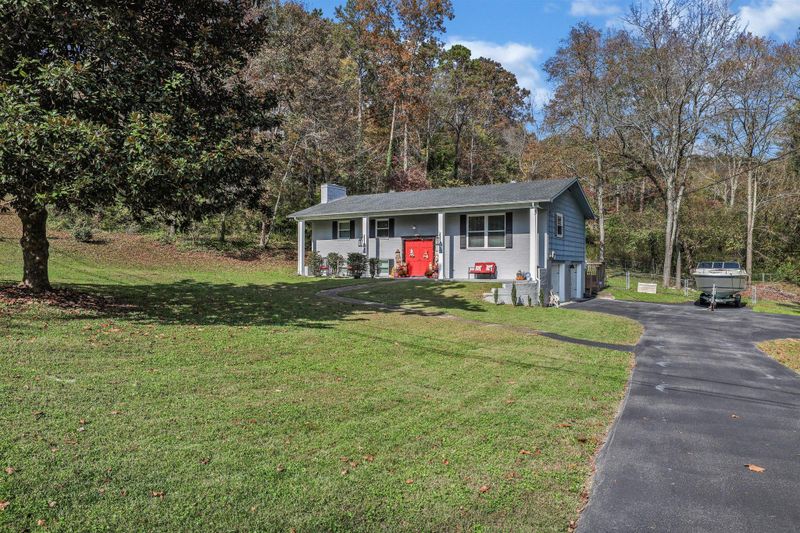 124 Miramar Cir, Oak Ridge, TN 37830