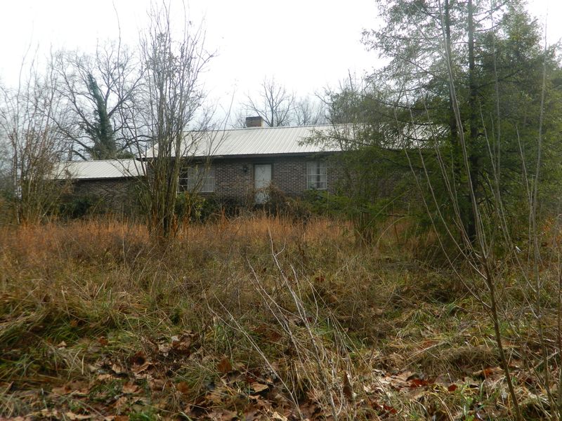 124 Newman Ln, Blaine, TN 37709