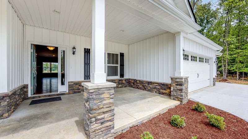 124 Nunnehi Tr, Vonore, TN 37885