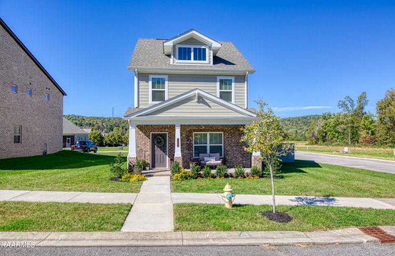 124 Oppenheimer Way, Oak Ridge, TN 37830