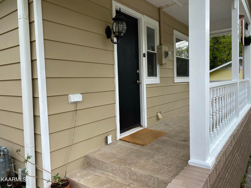 124 Outer Dr, Oak Ridge, TN 37830