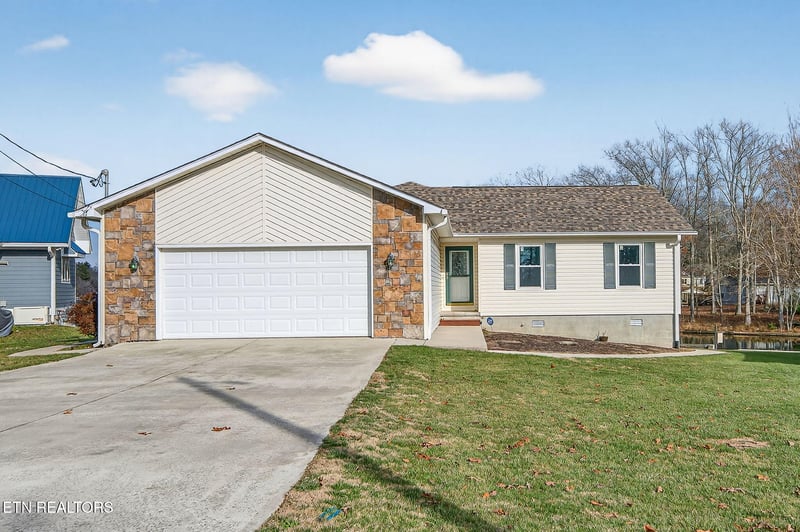 124 Peace Pipe Bnd, Crossville, TN 38572