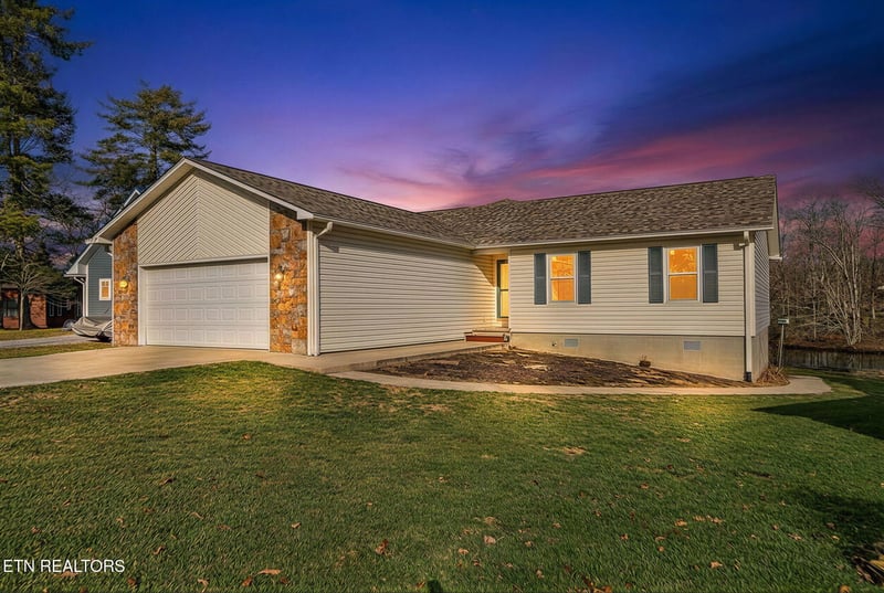124 Peace Pipe Bnd, Crossville, TN 38572