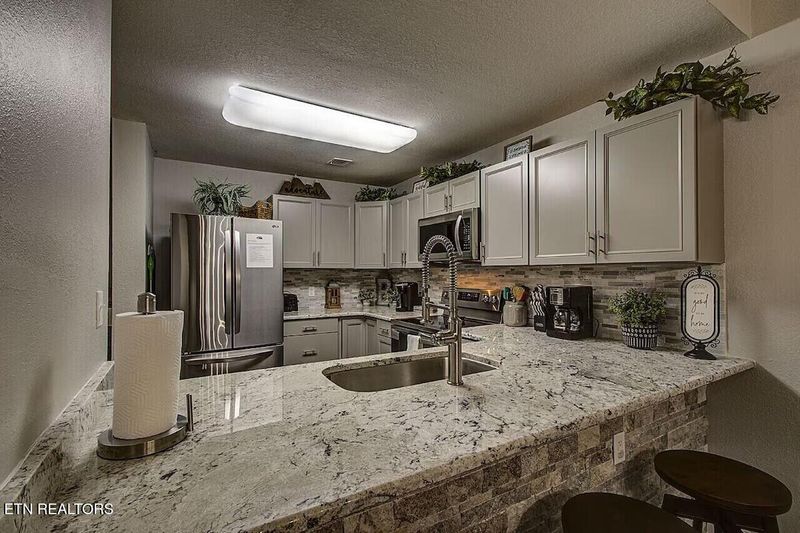 124 Plaza Dr #1102, Pigeon Forge, TN 37863