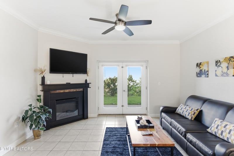 124 Plaza Dr #1104, Pigeon Forge, TN 37863