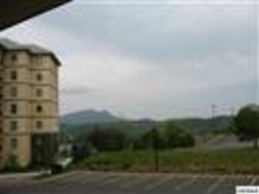 124 Plaza Dr #1406, Pigeon Forge, TN 37863