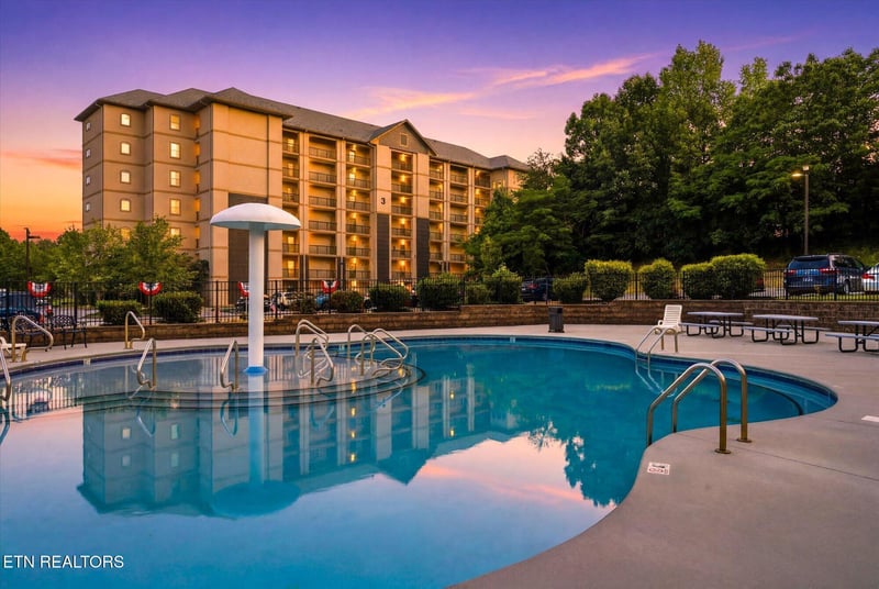 124 Plaza Dr #3205, Pigeon Forge, TN 37863
