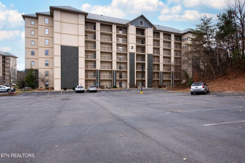 124 Plaza Dr #3401, Pigeon Forge, TN 37863