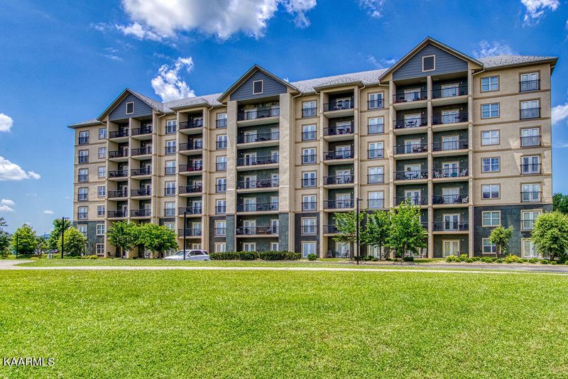 124 Plaza Dr #3405, Pigeon Forge, TN 37863