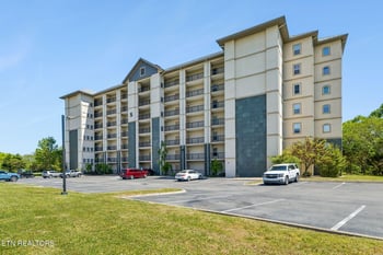 124 Plaza Dr #5106, Pigeon Forge, TN 37863