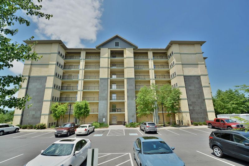 124 Plaza Drive #1502, Pigeon Forge, TN 37863