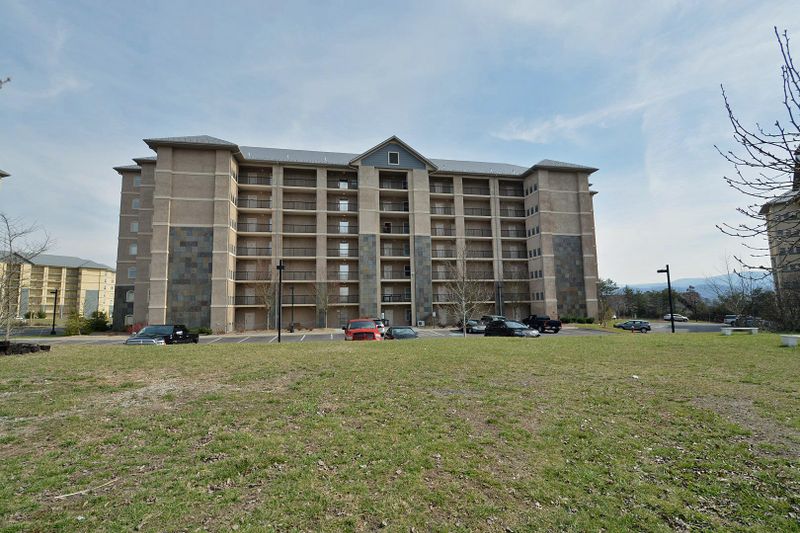 124 Plaza Drive #2203, Pigeon Forge, TN 37863