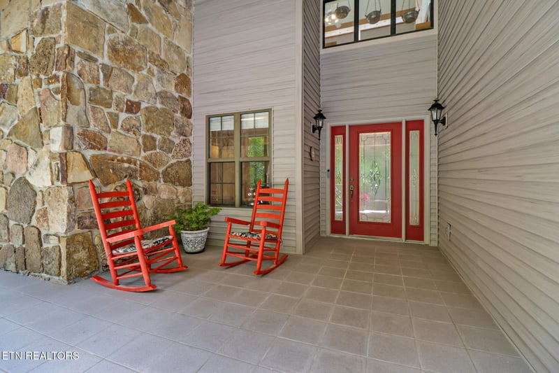 124 Trafalgar Dr, Crossville, TN 38558
