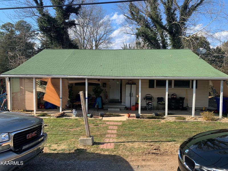 124 W Bryn Mawr Cir, Oak Ridge, TN 37830
