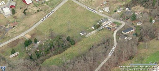 124 Webster Ln, Clinton, TN 37716