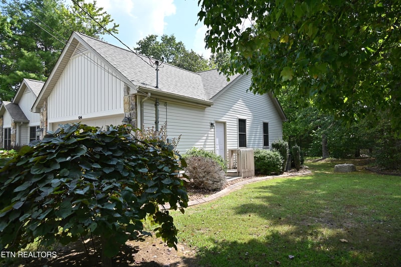 124 Windsor Rd, Crossville, TN 38558