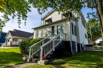 1240 N Wright Rd, Alcoa, TN 37701