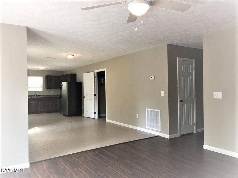 1240 Tramel Rd, Sevierville, TN 37862