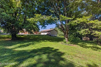 12401 Buttermilk Rd, Knoxville, TN 37932