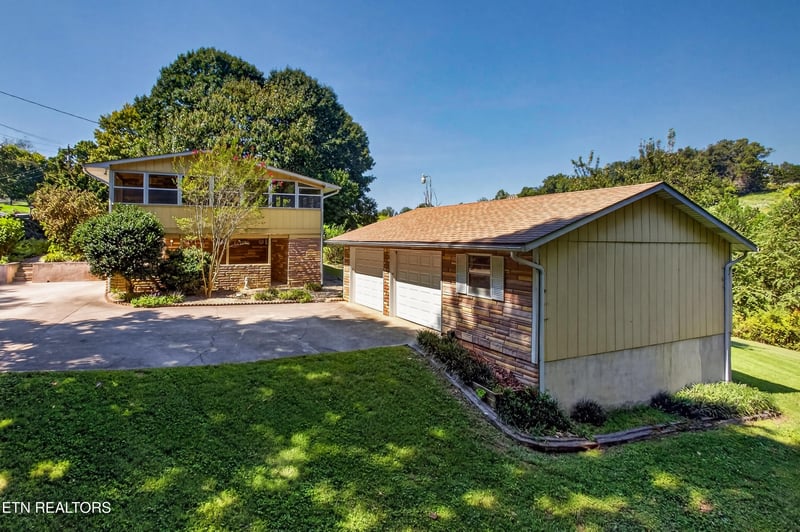 12401 Buttermilk Rd, Knoxville, TN 37932