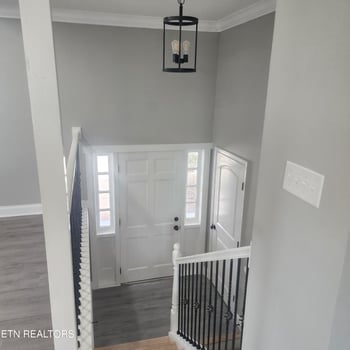1242 Strange Rd, Lenoir City, TN 37772