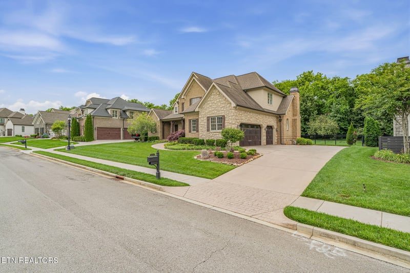 12427 Waterslea Ln, Knoxville, TN 37934