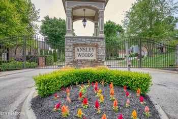 1243 Ansley Woods Way, Knoxville, TN 37923