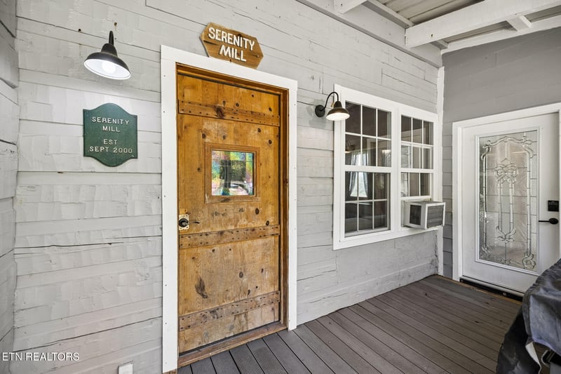 1243 Carrs Creek Rd, Townsend, TN 37882