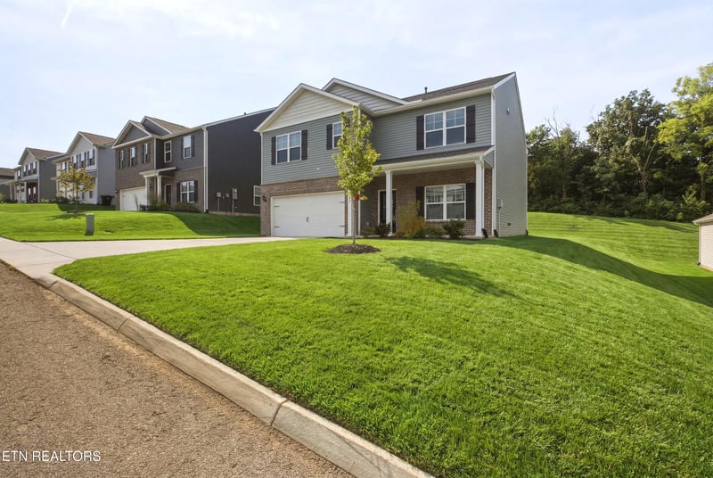 12436 Hatmaker Ln, Knoxville, TN 37932