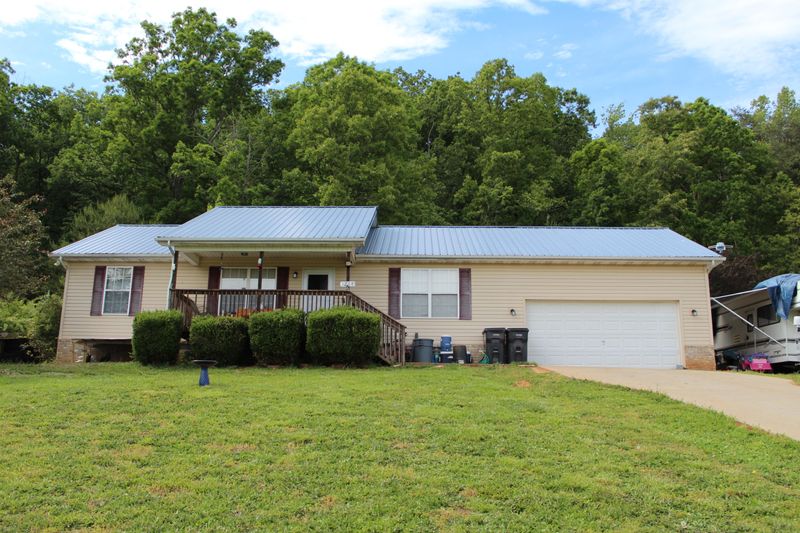 1244 Buford Ct, Greenback, TN 37742