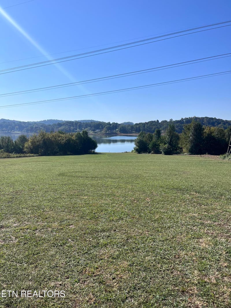 1245 County Line Rd, Mooresburg, TN 37811