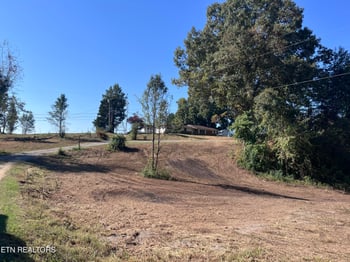 1245 County Line Rd, Mooresburg, TN 37811